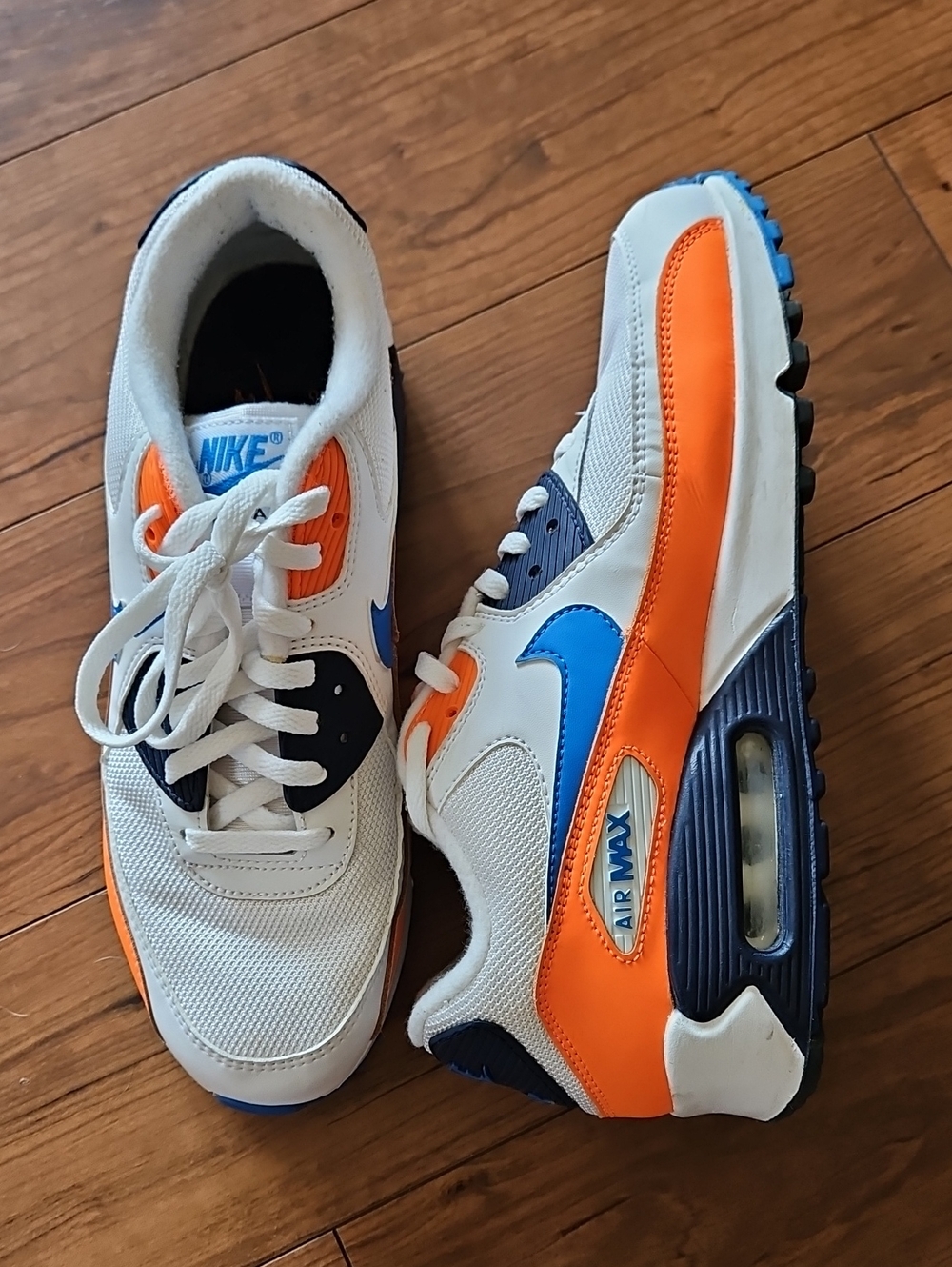 Nike White Orange Blue Air Max Runner